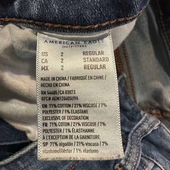 EUC American Eagle Ne(x)t Level Stretch Women's sz 2 Distressed Jeans - Picture 3 of 4